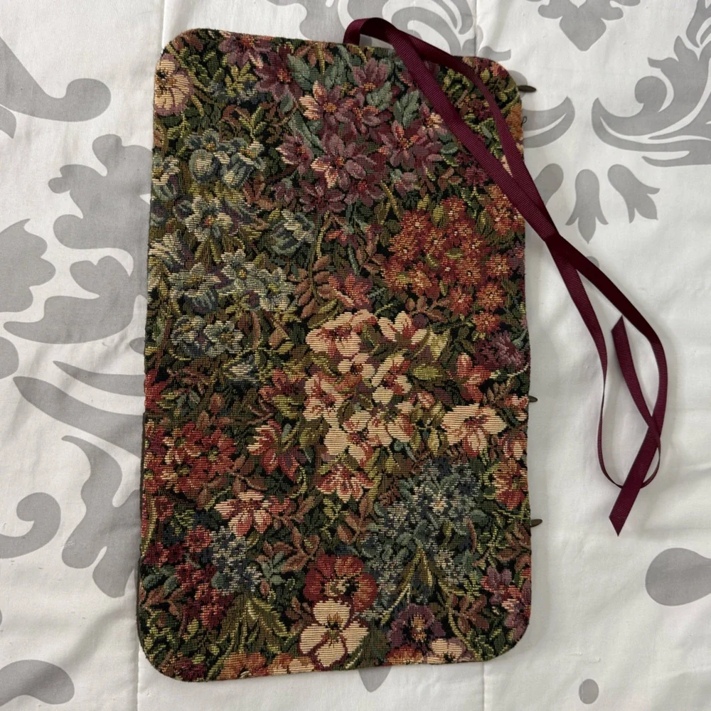 James Avery Vintage 90’s Floral Tapestry Jewelry Folded Case